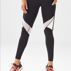 Fabletics Black Pearl Mesh Leggings L